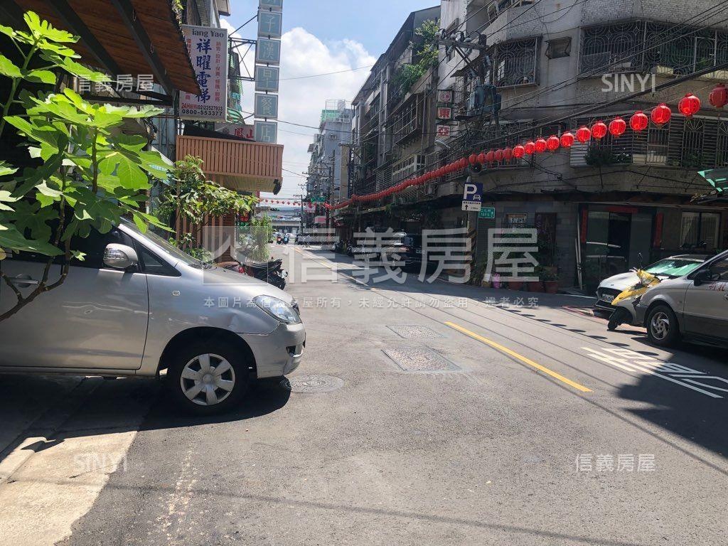 仁化街鑲金店面㊣發房屋室內格局與周邊環境