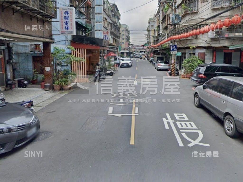 仁化街鑲金店面㊣發房屋室內格局與周邊環境