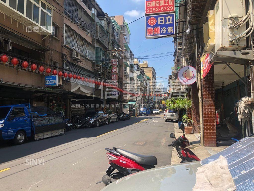 仁化街鑲金店面㊣發房屋室內格局與周邊環境
