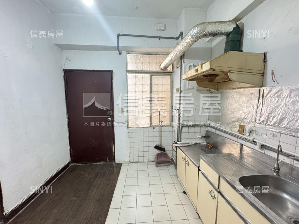 民生圓環廣合電梯小築房屋室內格局與周邊環境