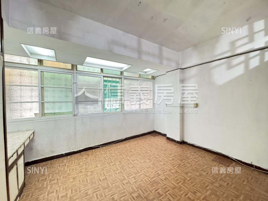 民生圓環廣合電梯小築房屋室內格局與周邊環境