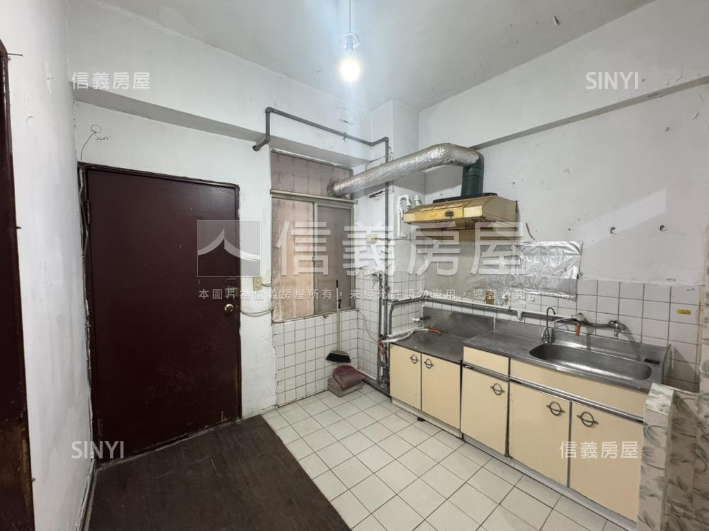 民生圓環廣合電梯小築房屋室內格局與周邊環境