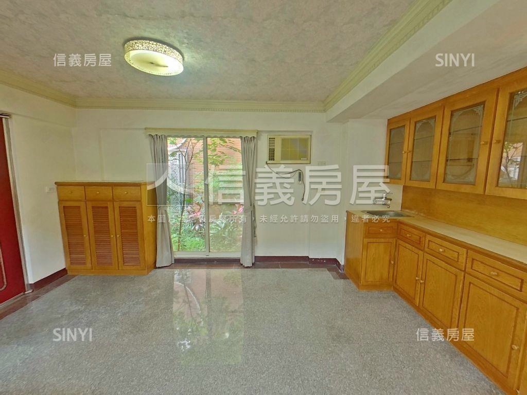廣豐旁獨棟花園美墅房屋室內格局與周邊環境
