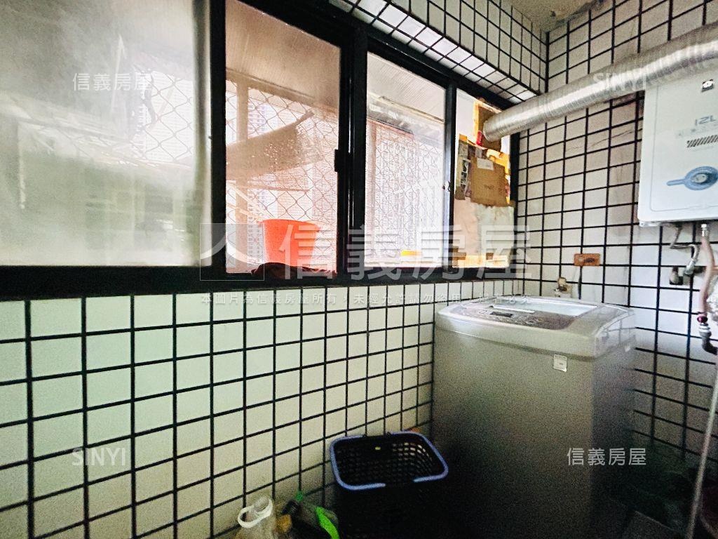 中山稀有雙併挑高樓中樓房屋室內格局與周邊環境