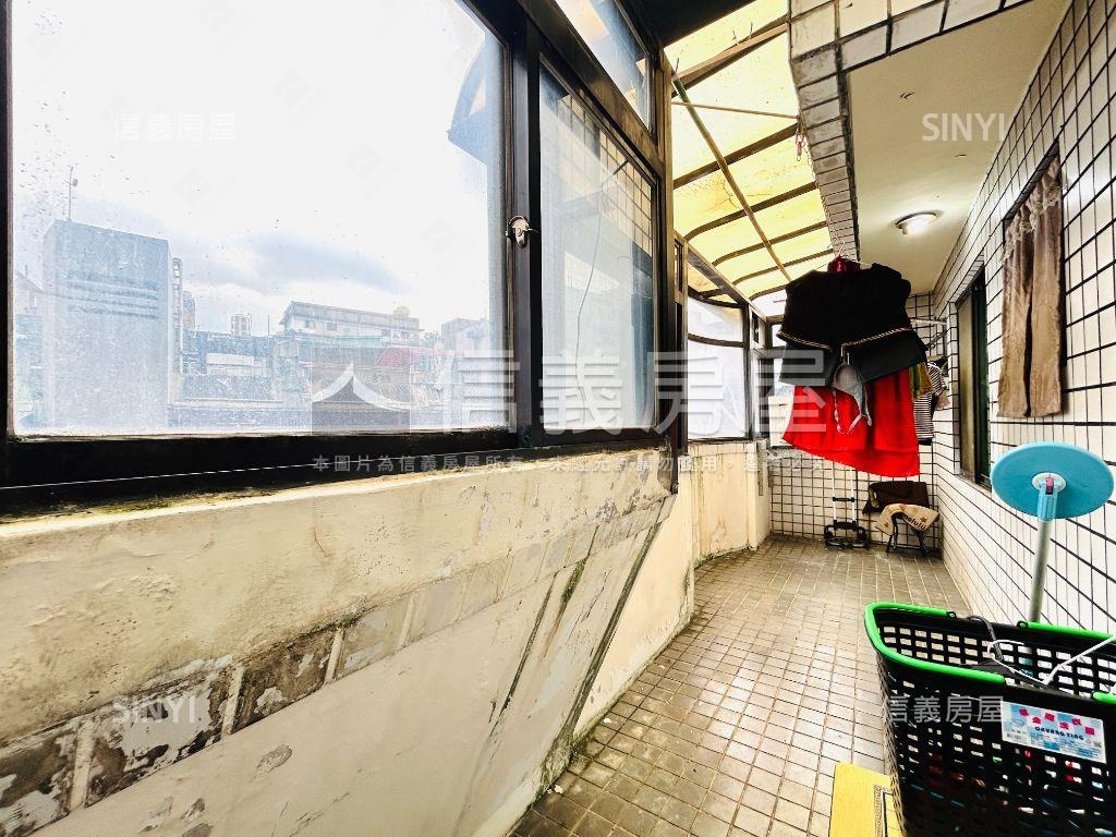 中山稀有雙併挑高樓中樓房屋室內格局與周邊環境