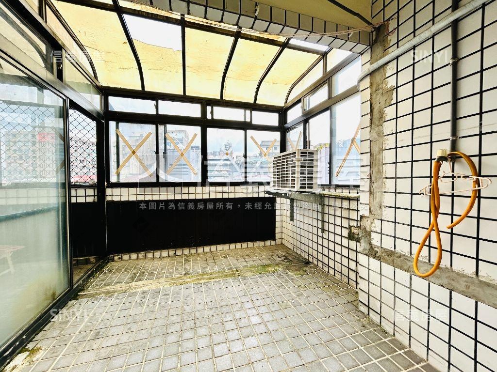 中山稀有雙併挑高樓中樓房屋室內格局與周邊環境