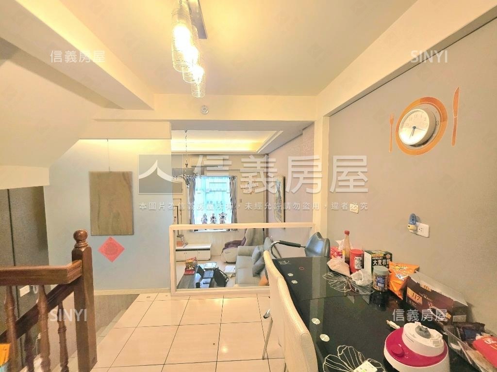 福田一街美車庫別墅房屋室內格局與周邊環境