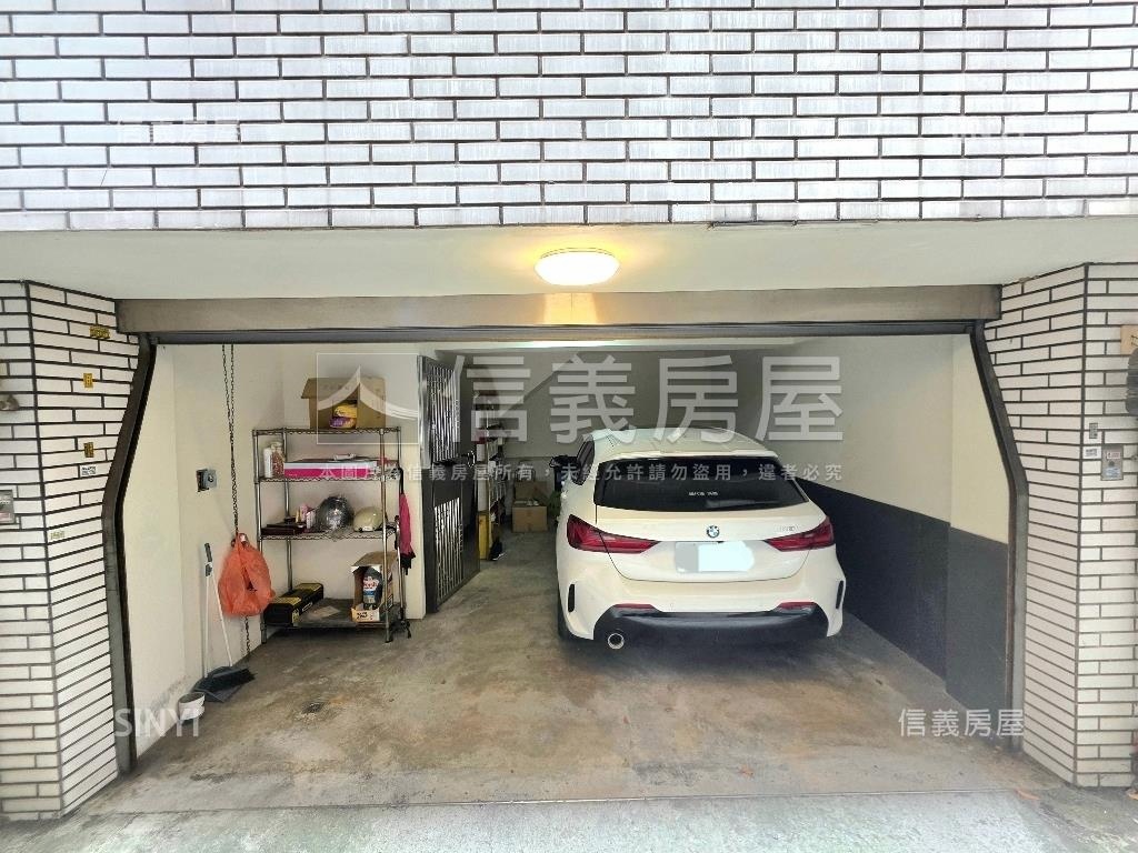 福田一街美車庫別墅房屋室內格局與周邊環境