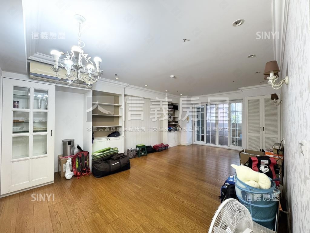 棕櫚泉綠景三房房屋室內格局與周邊環境