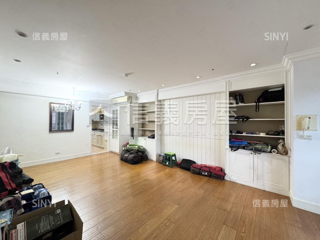 棕櫚泉綠景三房房屋室內格局與周邊環境