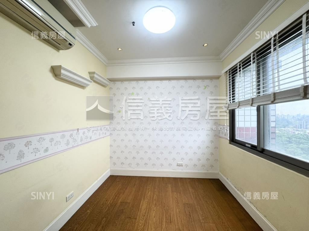 棕櫚泉綠景三房房屋室內格局與周邊環境