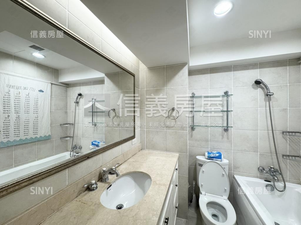 棕櫚泉綠景三房房屋室內格局與周邊環境