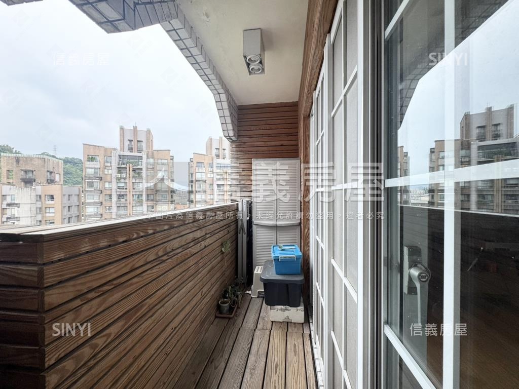 棕櫚泉綠景三房房屋室內格局與周邊環境