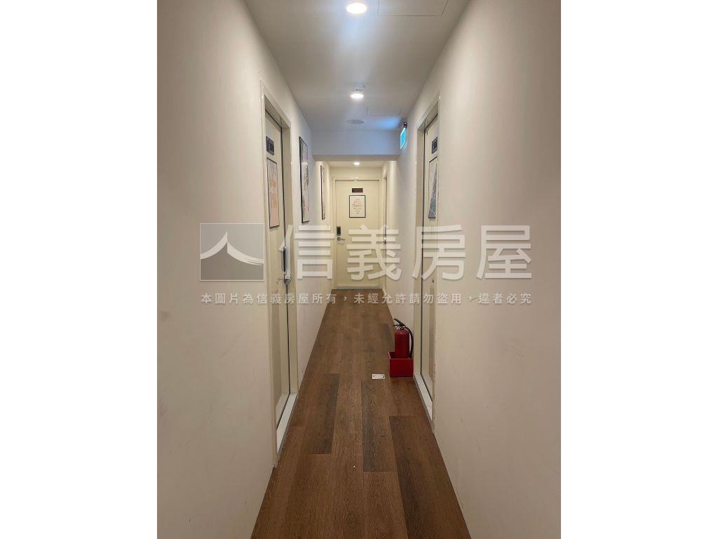 捷運不遠，現金流讚房屋室內格局與周邊環境