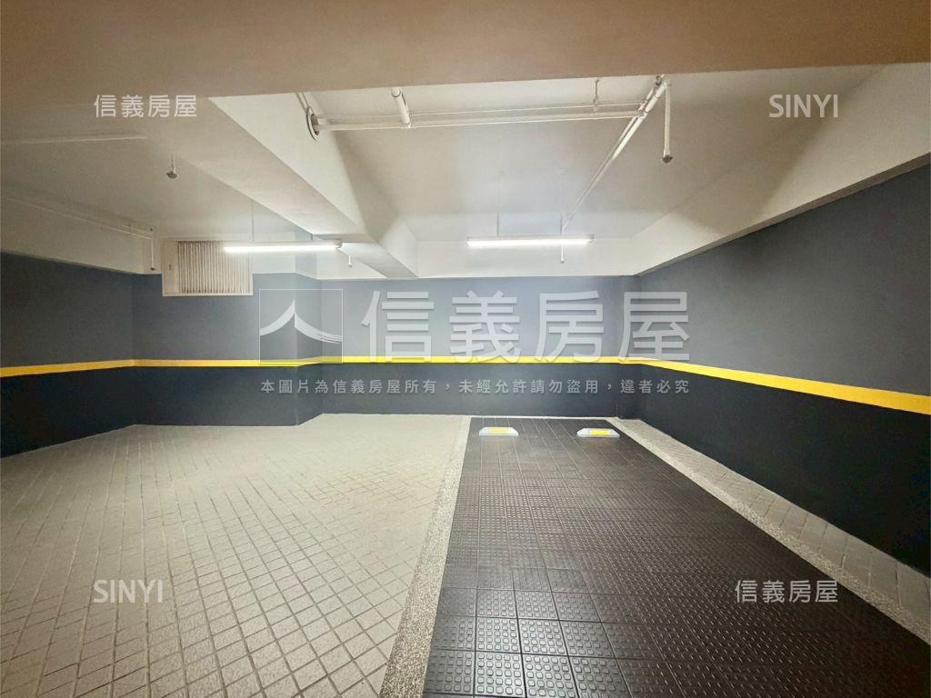 惠宇一方庭大三房先看這間房屋室內格局與周邊環境