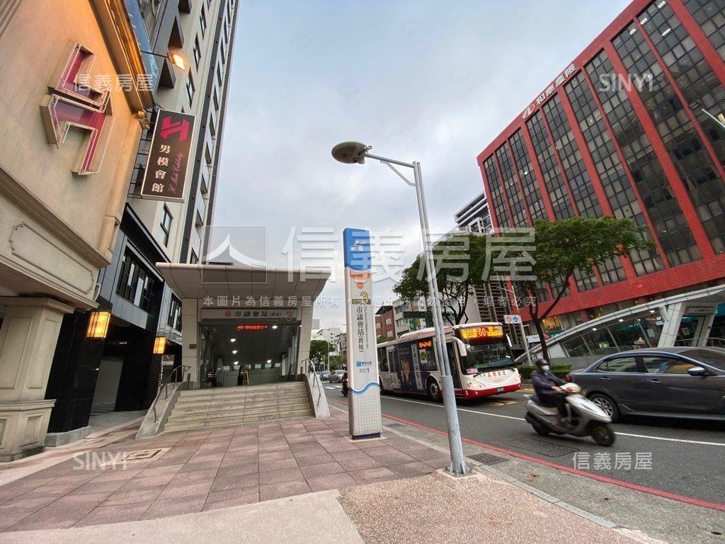 潛力醒目大面寬金店面房屋室內格局與周邊環境