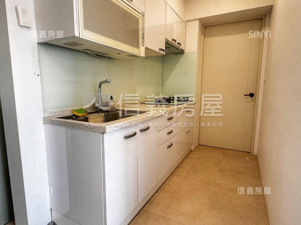 景安捷運貴族大空間房屋室內格局與周邊環境