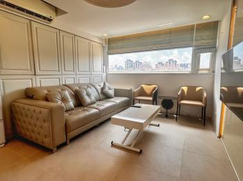 景安捷運貴族大空間