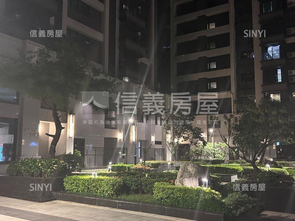 中路⭐高樓層視野兩房車位房屋室內格局與周邊環境