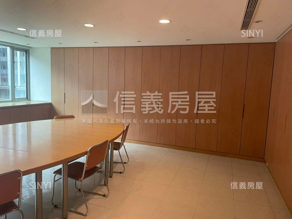 南京東路台建大樓房屋室內格局與周邊環境