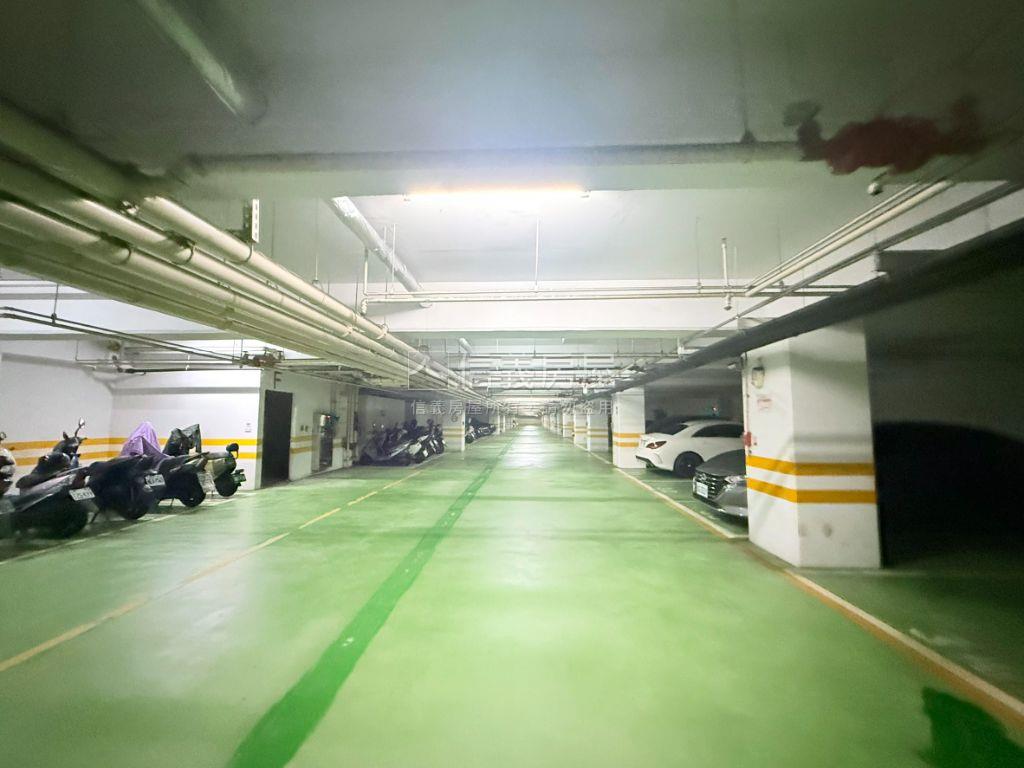 金莊悅泉大空間大車位房屋室內格局與周邊環境