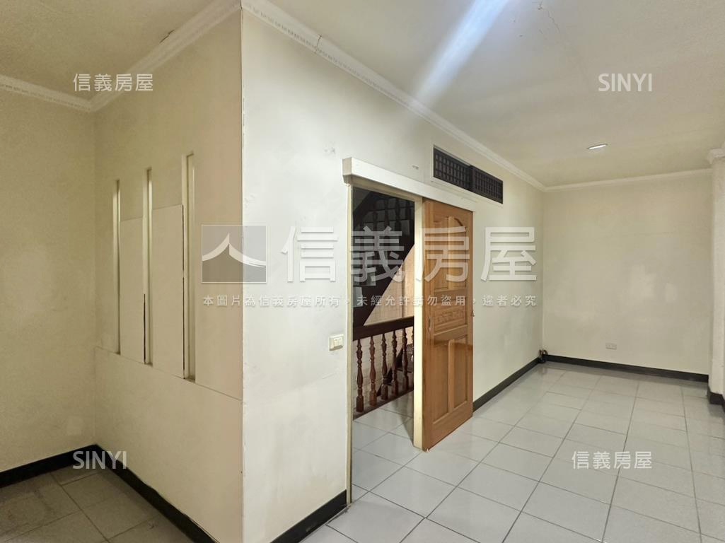 朝南西區美術園道透天房屋室內格局與周邊環境