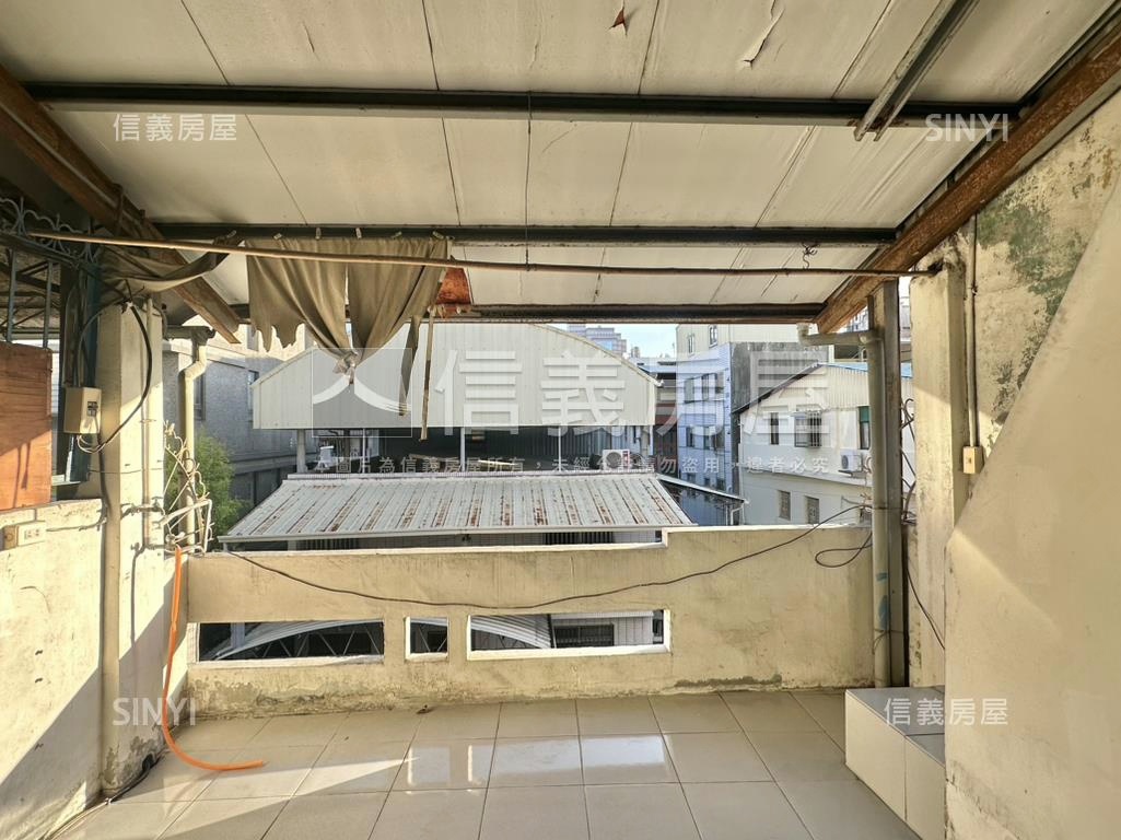 朝南西區美術園道透天房屋室內格局與周邊環境