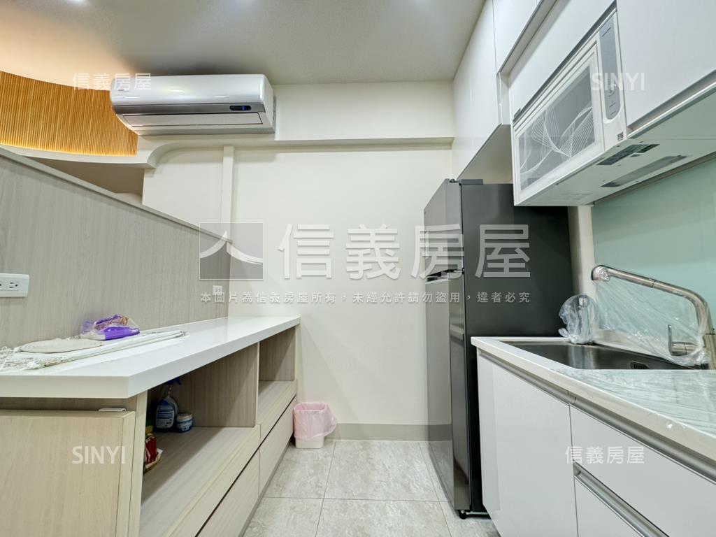 愛河畔景觀２房平車房屋室內格局與周邊環境