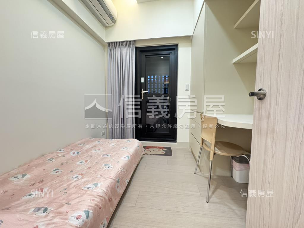 愛河畔景觀２房平車房屋室內格局與周邊環境