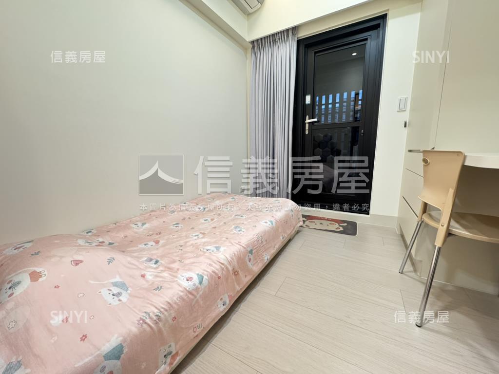 愛河畔景觀２房平車房屋室內格局與周邊環境