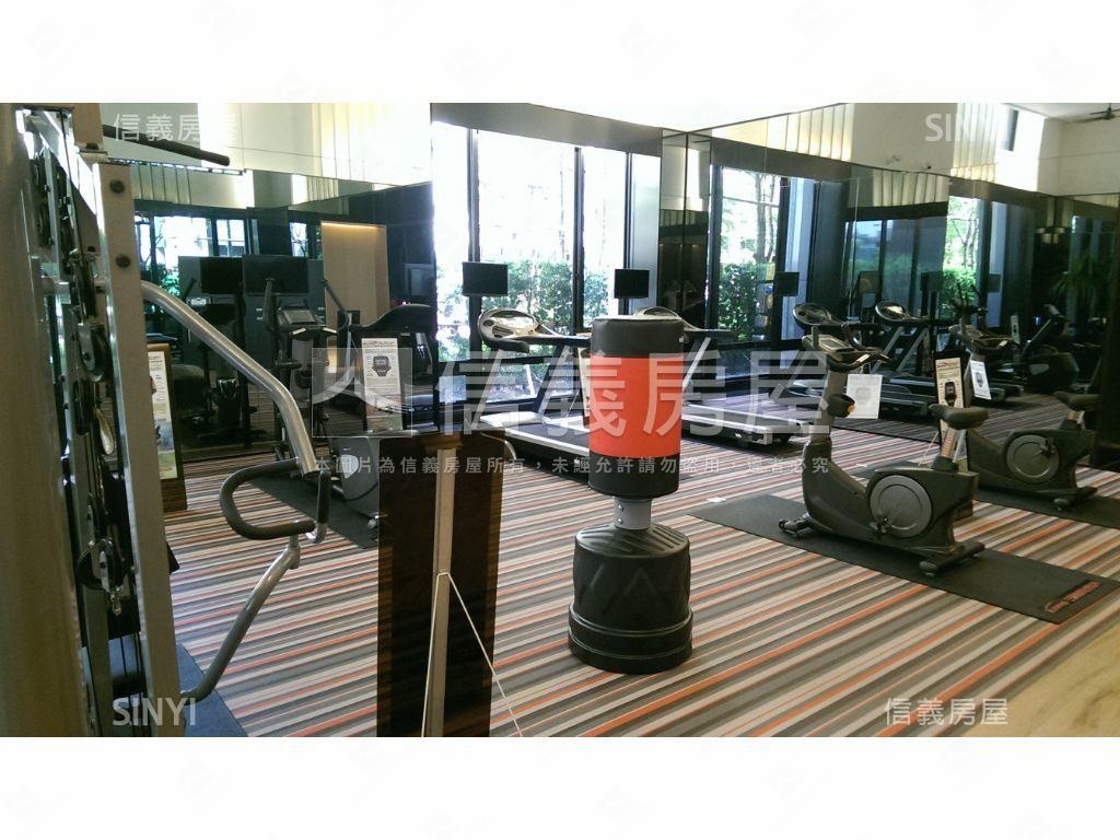 【稀世珍品】冠德鼎華四房房屋室內格局與周邊環境