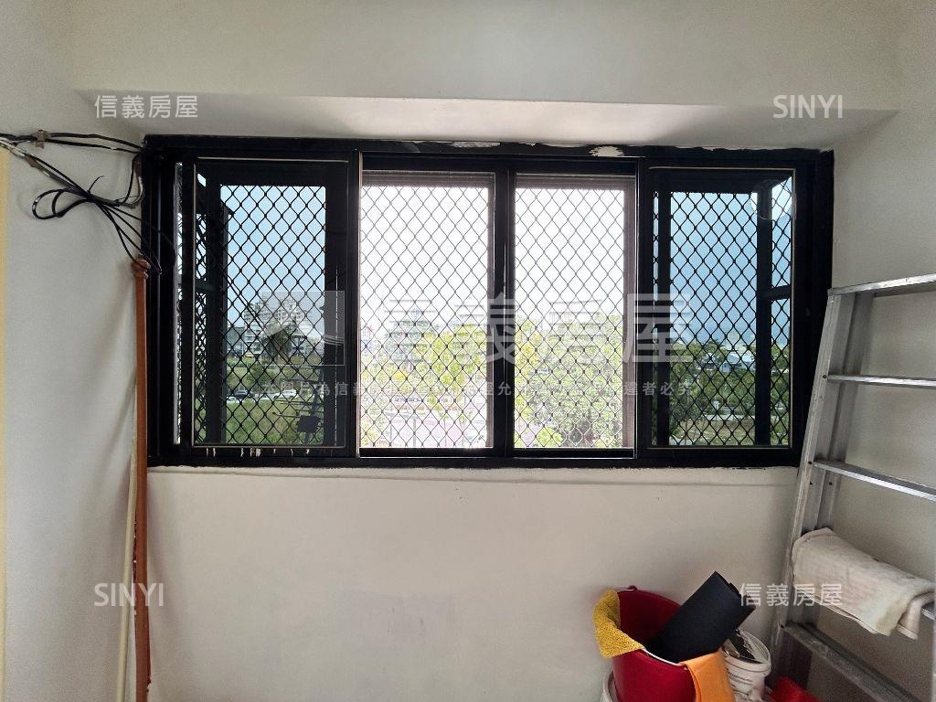 近運動公園全新整理三房房屋室內格局與周邊環境