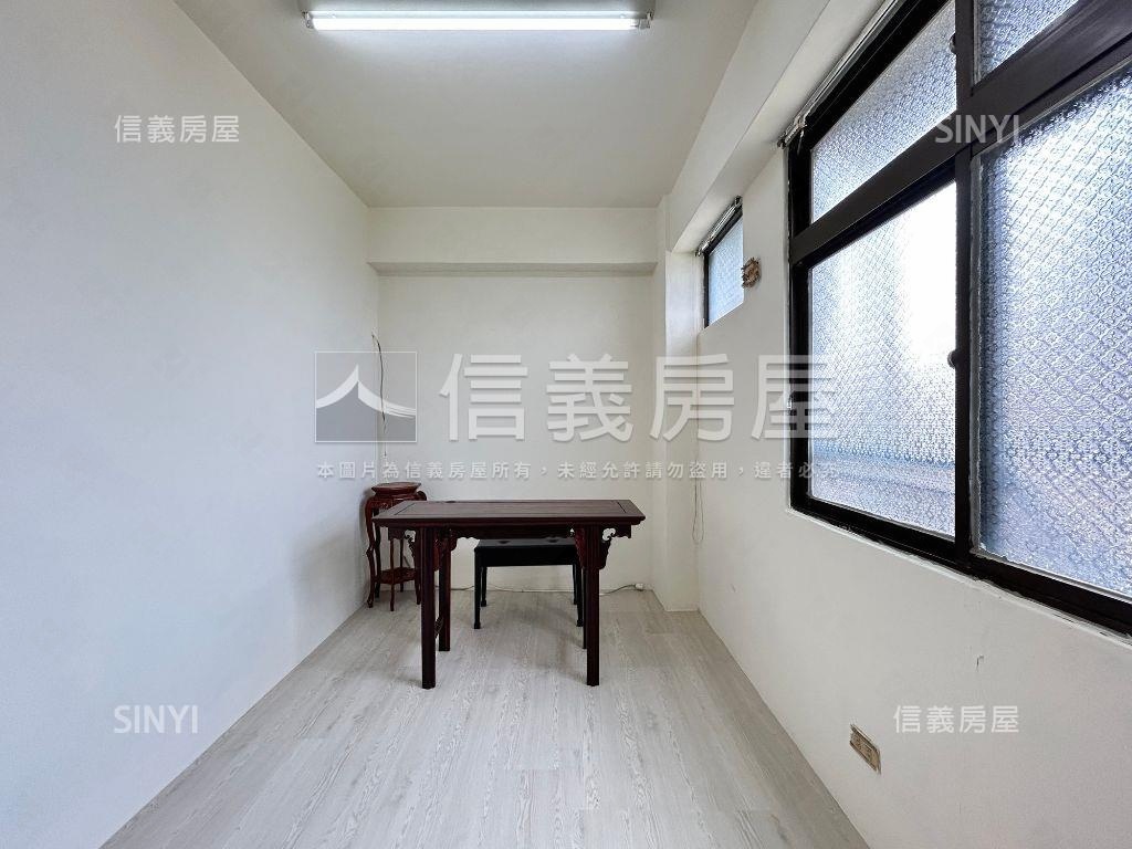 近運動公園全新整理三房房屋室內格局與周邊環境