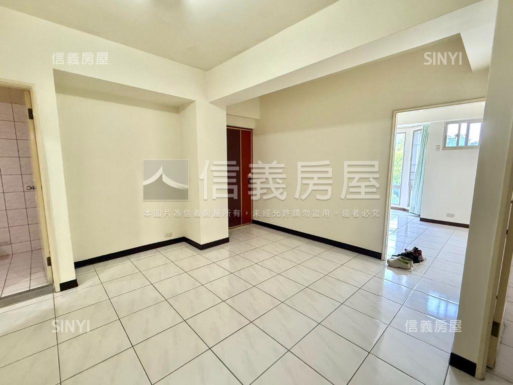 鳳凰城｜稀有電梯四房房屋室內格局與周邊環境