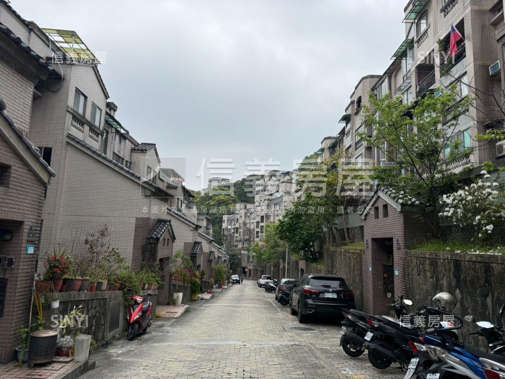 鳳凰城｜稀有電梯四房房屋室內格局與周邊環境