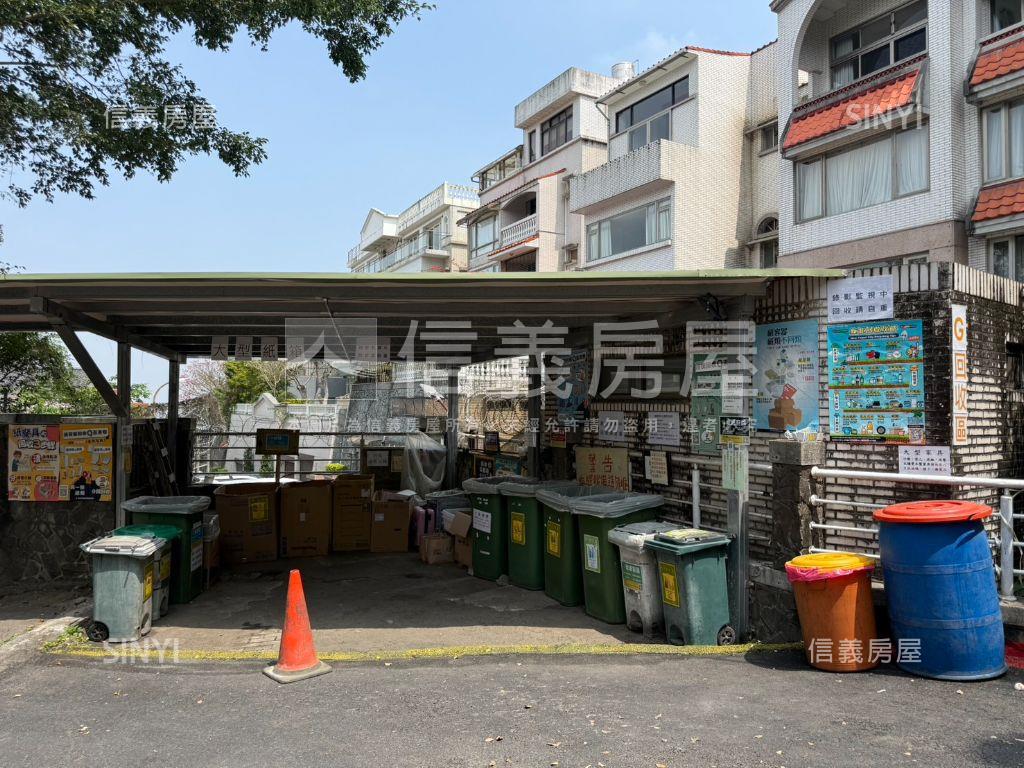 鳳凰城｜稀有電梯四房房屋室內格局與周邊環境