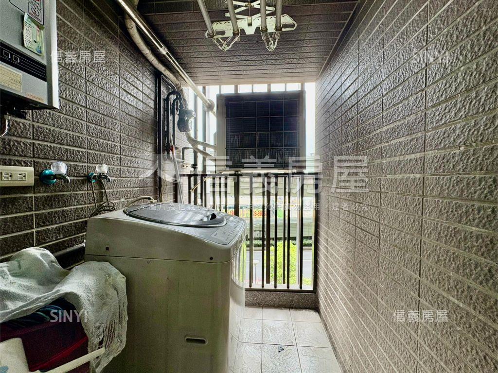 頭前雙捷匯稀有兩房釋出房屋室內格局與周邊環境