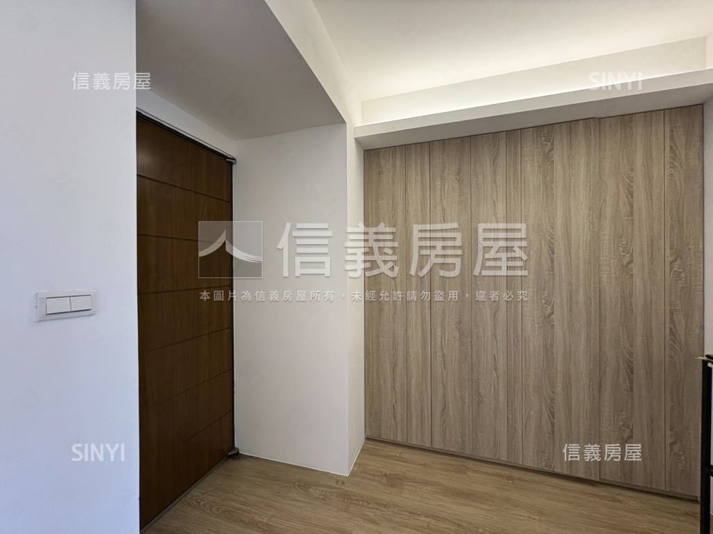 藝文美屋三房平面車位房屋室內格局與周邊環境