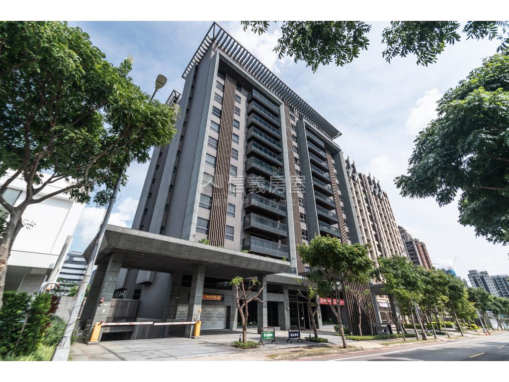 青商路百坪四房豪宅房屋室內格局與周邊環境