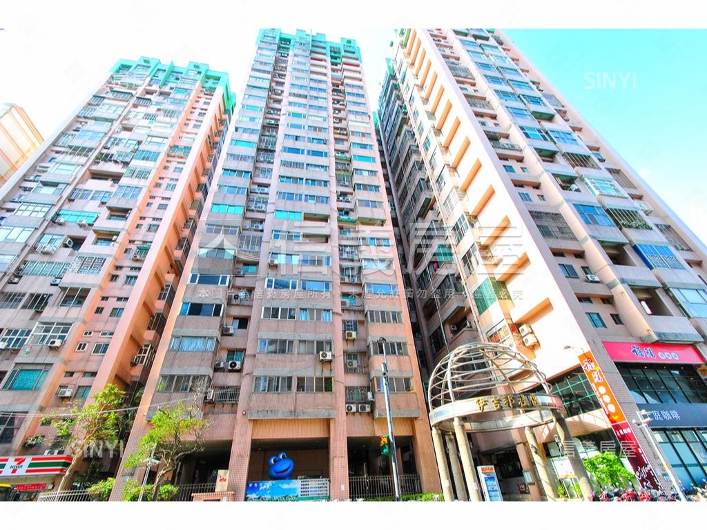 新婚成家亮麗電梯房屋室內格局與周邊環境