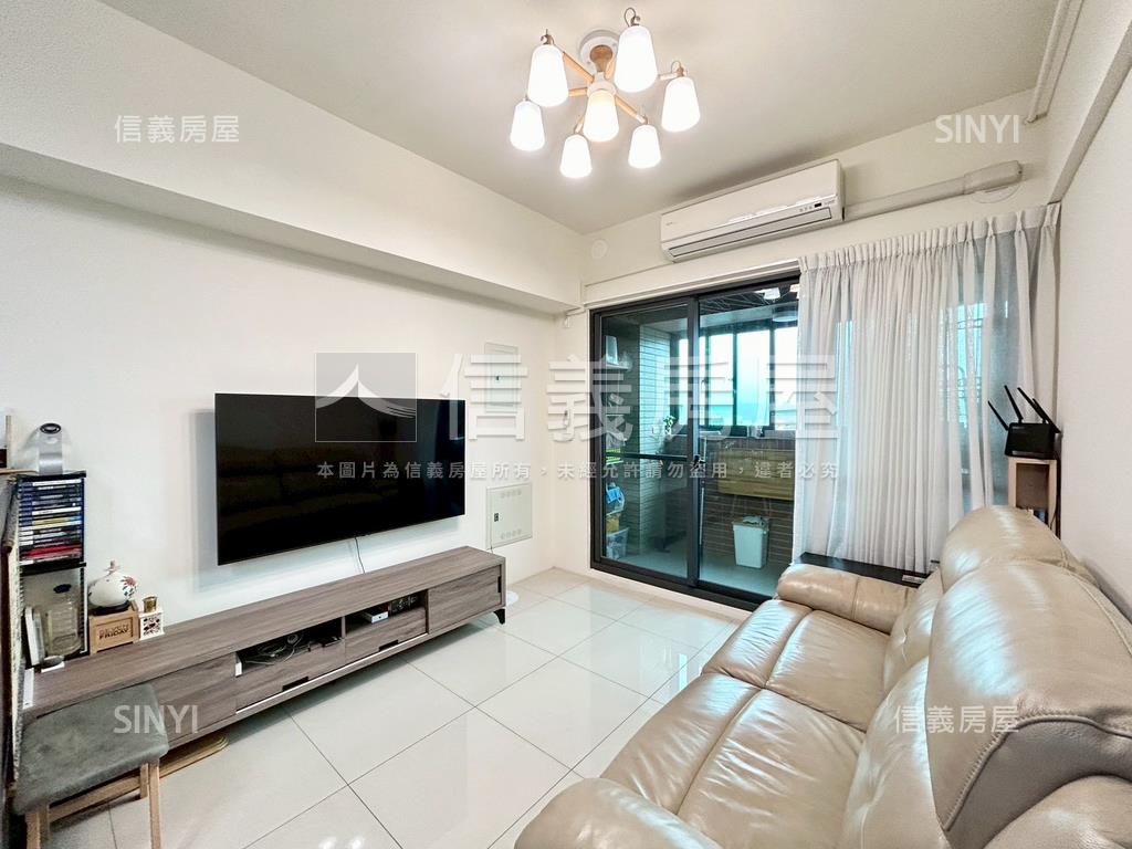 綠光森林兩房雙衛浴車位房屋室內格局與周邊環境