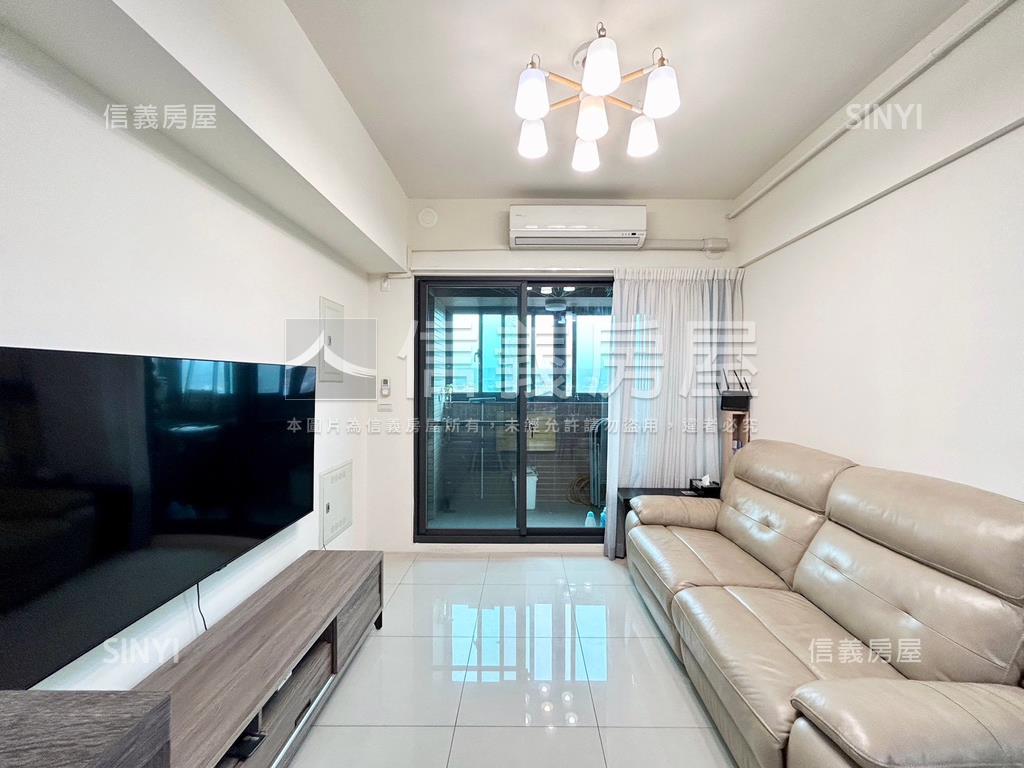 綠光森林兩房雙衛浴車位房屋室內格局與周邊環境