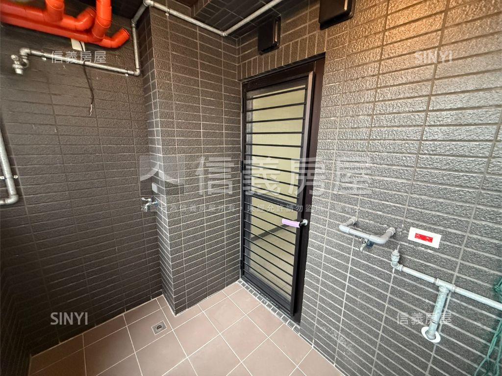 ｛松德８８｝全新標準三房房屋室內格局與周邊環境