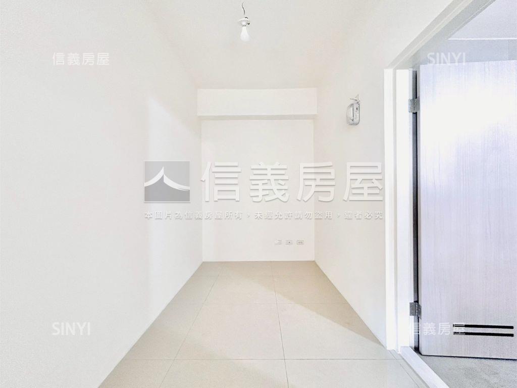 水蓮１７全新大面寬店面房屋室內格局與周邊環境