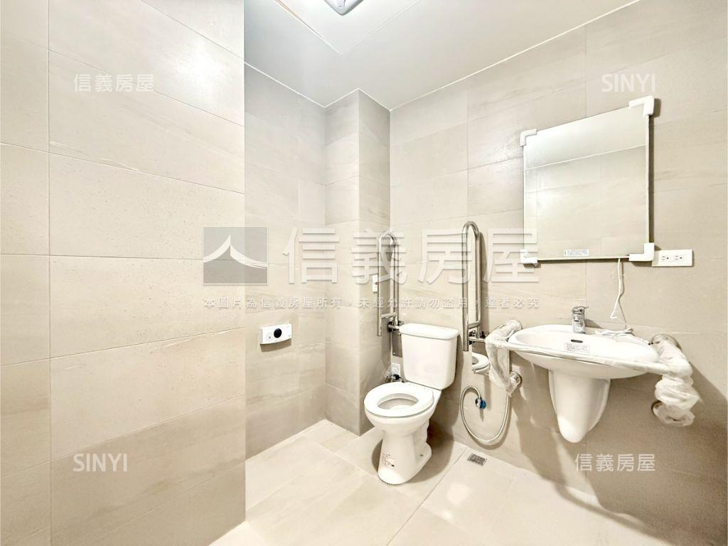 水蓮１７全新大面寬店面房屋室內格局與周邊環境