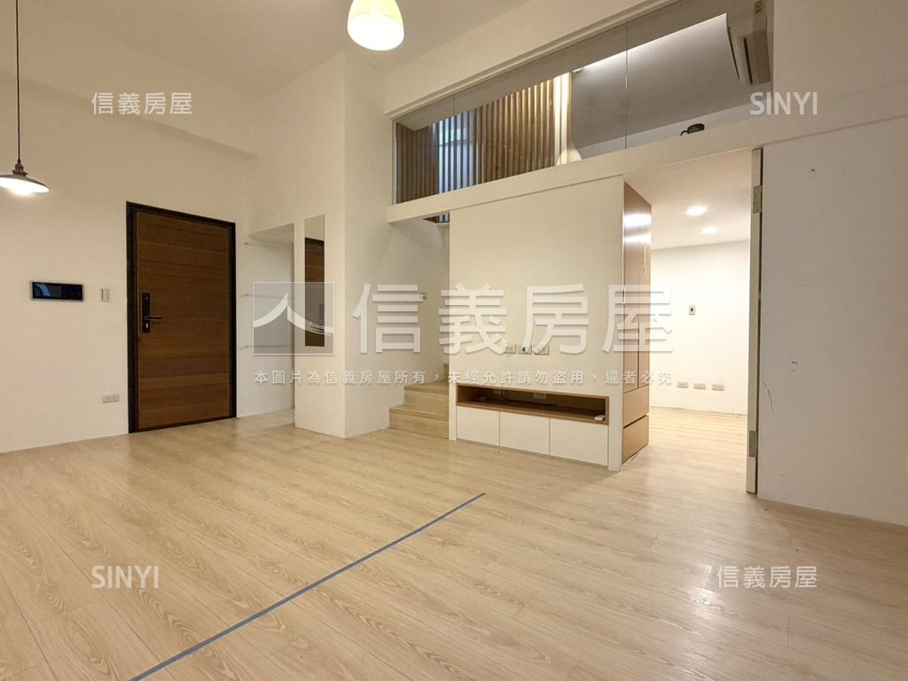 中正一境挑高美宅車位房屋室內格局與周邊環境