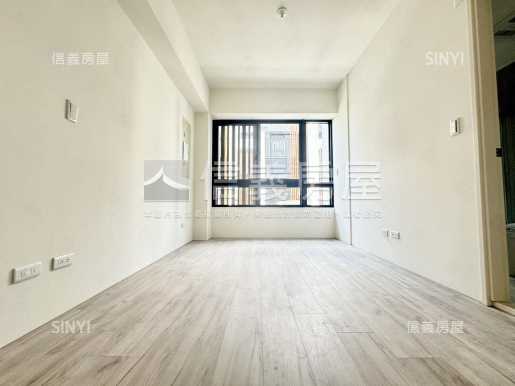 大里全新未住美別墅房屋室內格局與周邊環境