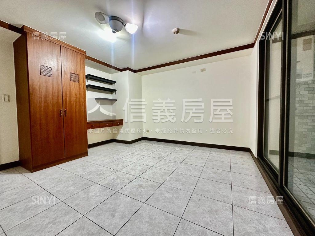 文山尖美小城騎樓店面房屋室內格局與周邊環境