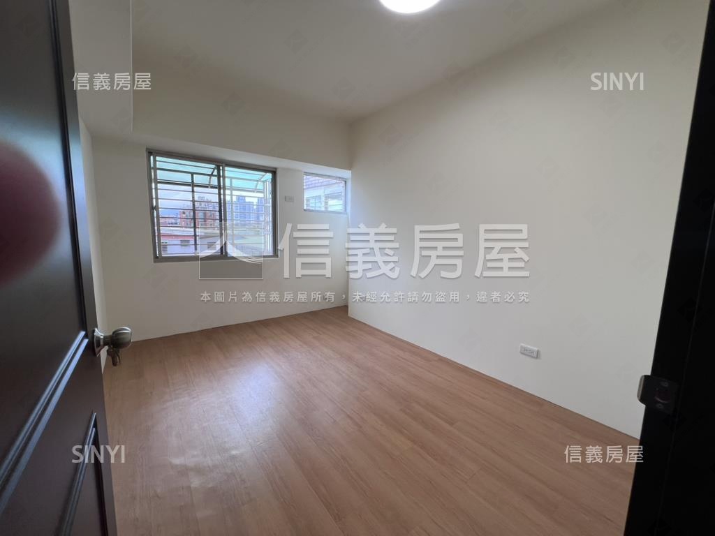 秀山國小旁美裝大三房房屋室內格局與周邊環境