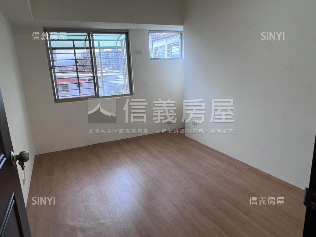 秀山國小旁美裝大三房房屋室內格局與周邊環境